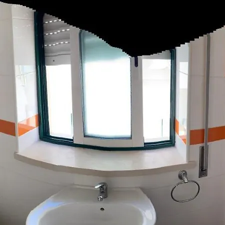Casa Predio Triplex - Faneca Ναζαρέ